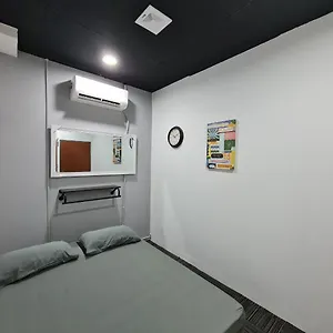 hostel-ayden-airport-transit-klia.kualalumpurs-hotels.com/